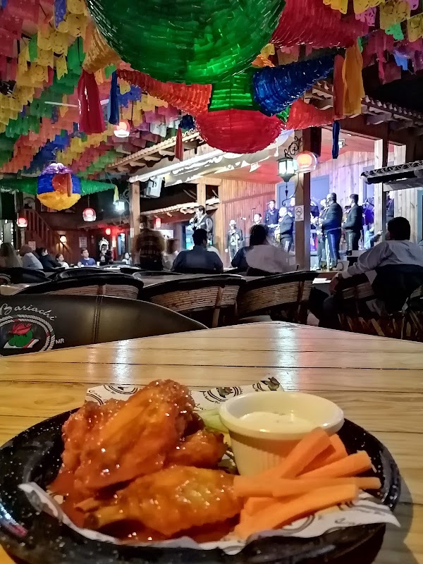 Casa Bariachi’s dining room with live music setup