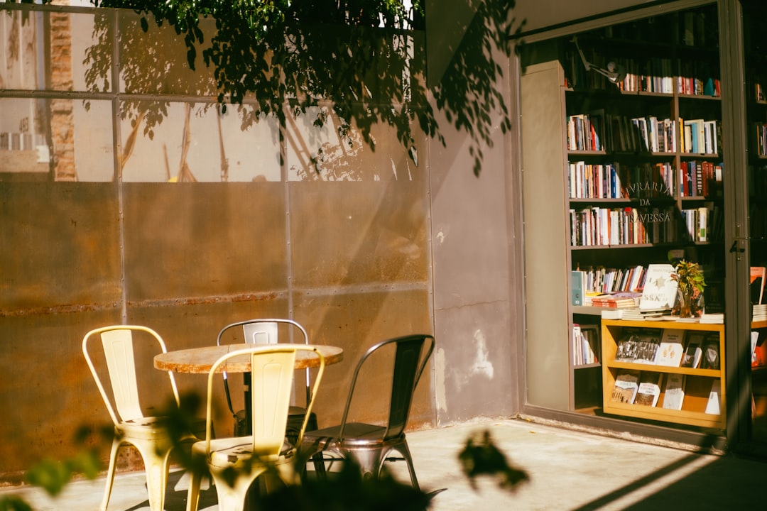 a table and chairs outside of a book store
